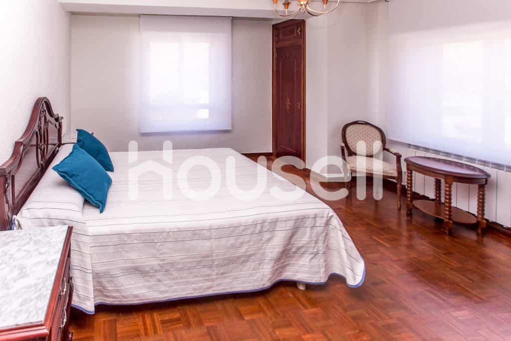 Condominium in Leiva, La Rioja 11523113