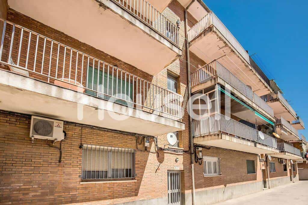 Condominium in El Tiemblo, Castilla y León 11523114