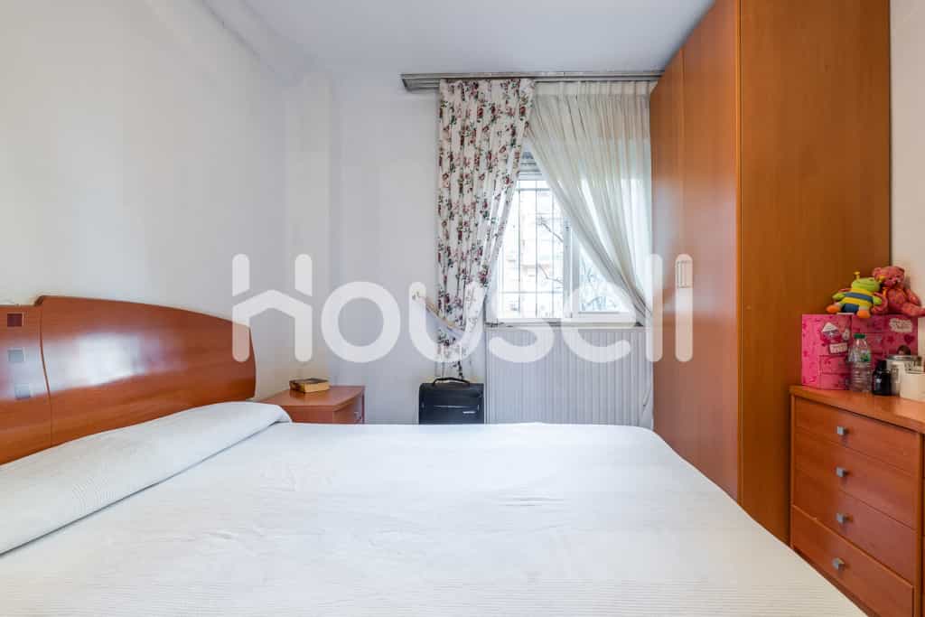 Condominium in Fuenlabrada, Comunidad de Madrid 11523144