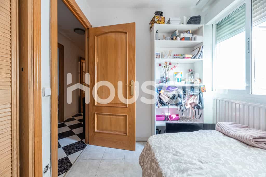 Condominium in Fuenlabrada, Comunidad de Madrid 11523144
