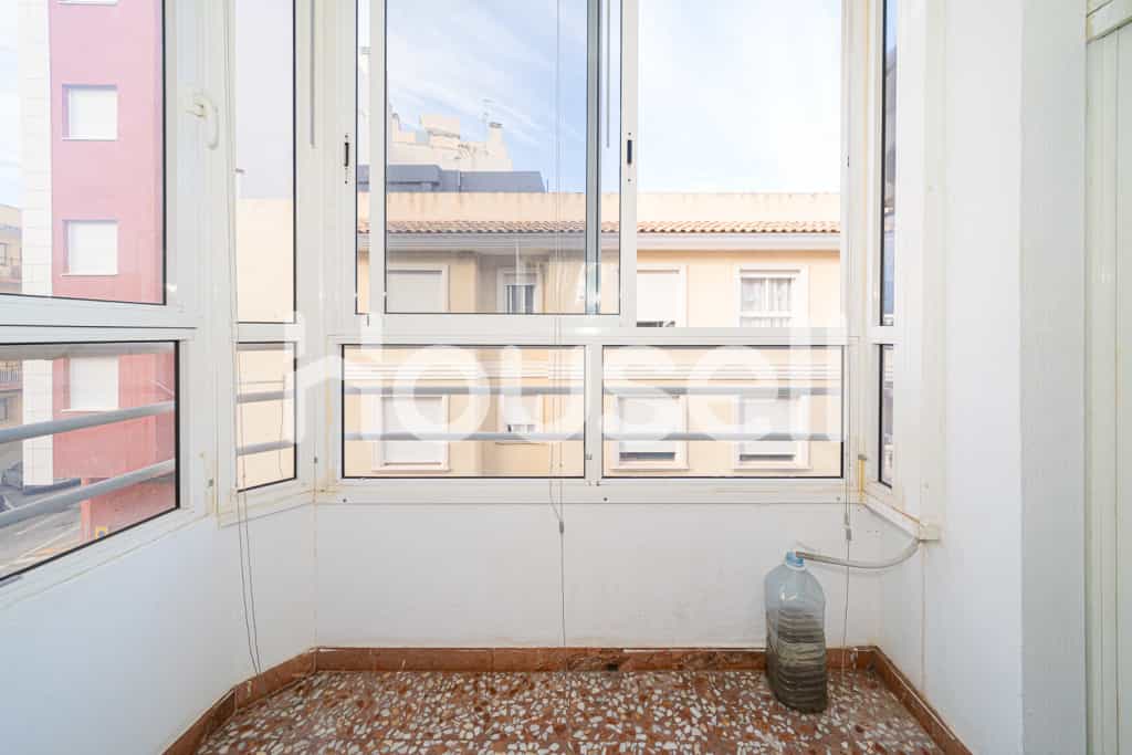 Condominium in El Campello, Comunidad Valenciana 11523196