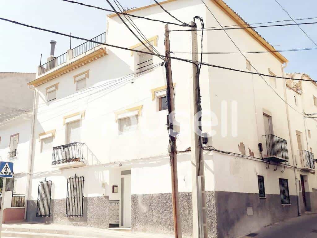 жилой дом в База, Андалусия 11523203