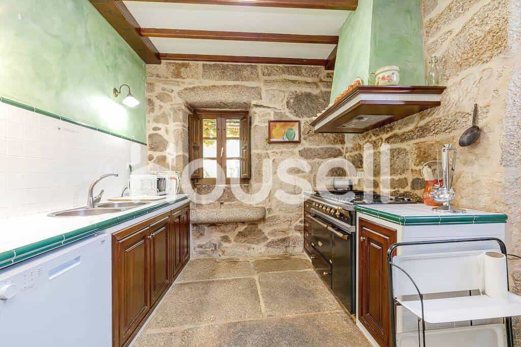公寓 在 Puente Caldelas, Galicia 11523213