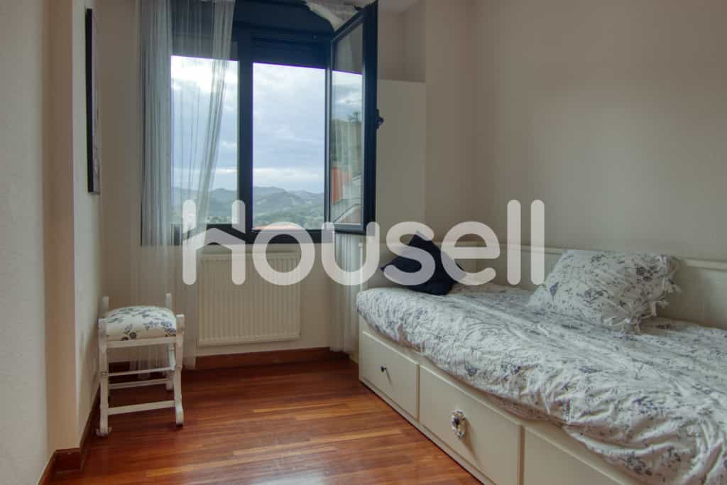 Condominium in Castro-Urdiales, Cantabria 11523232