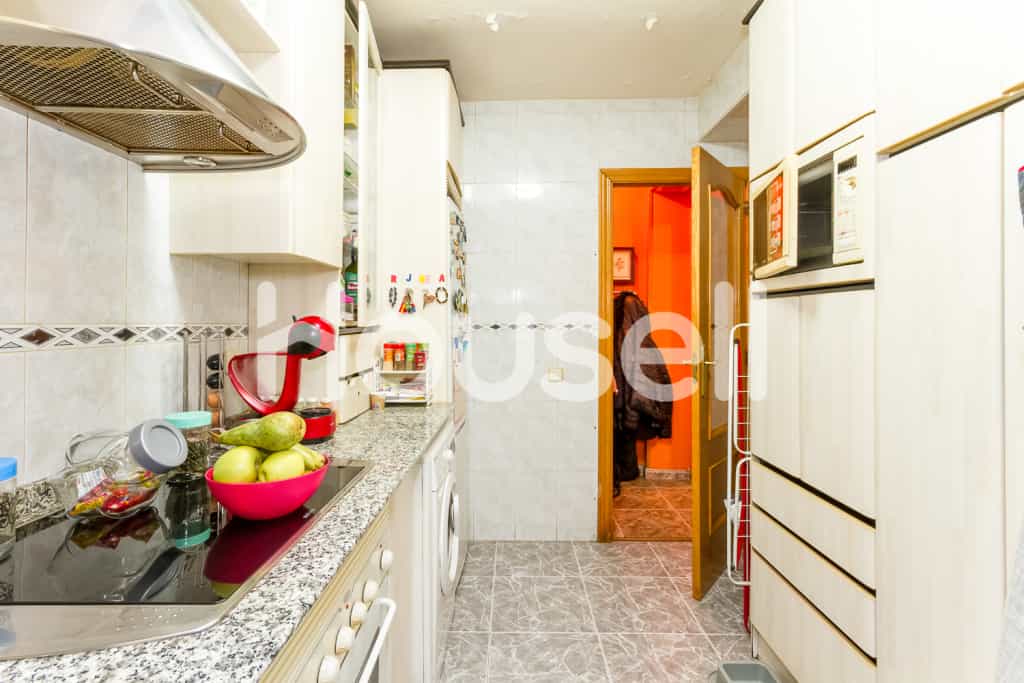 Condominium in Torrejon de Ardoz, Madrid 11523234