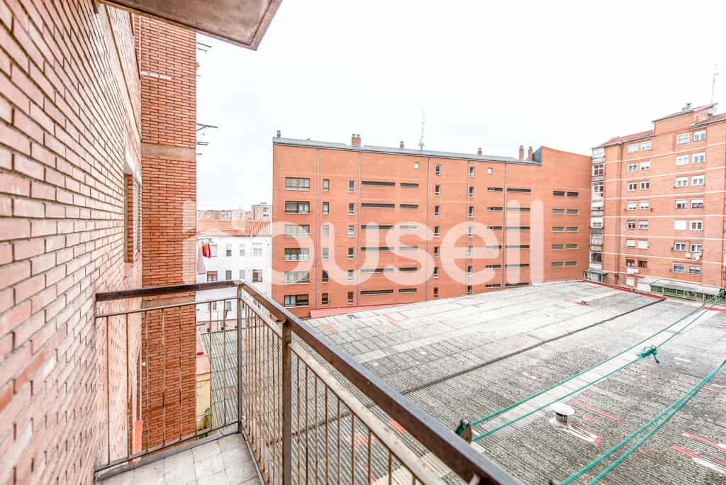 Condominium in Valladolid, Castilla y León 11523278