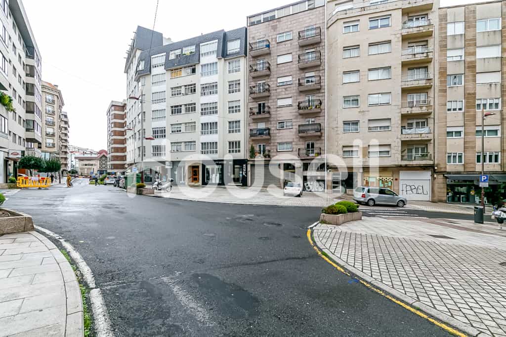 Condominium in Vigo, Galicia 11523292