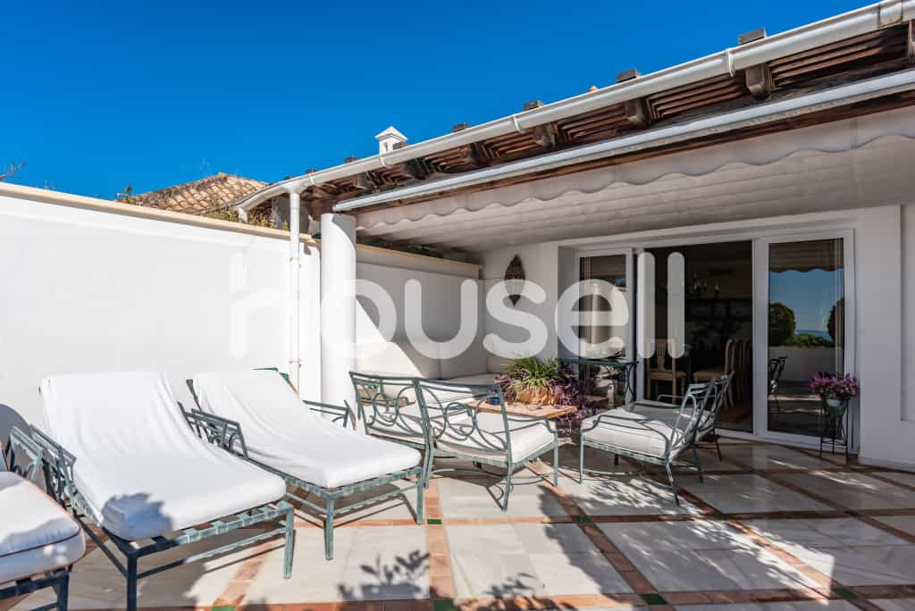 Condominium in Marbella, Andalucía 11523307