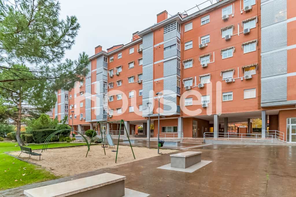 Condominium in Alcalá de Henares, Comunidad de Madrid 11523322