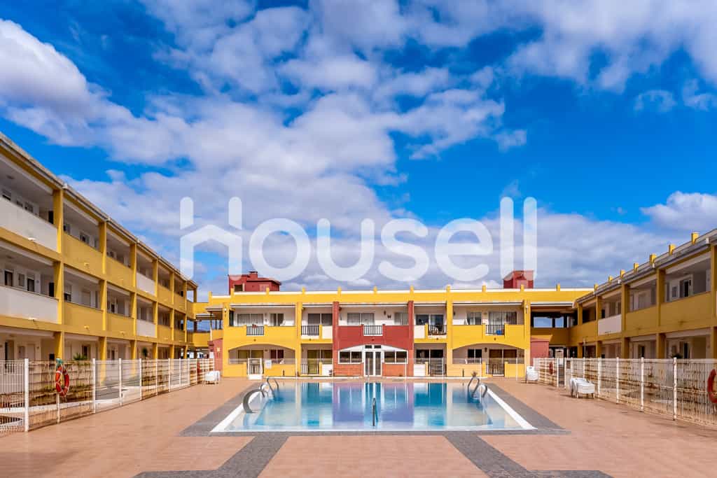 Condominium in Puerto del Rosario, Canary Islands 11523332