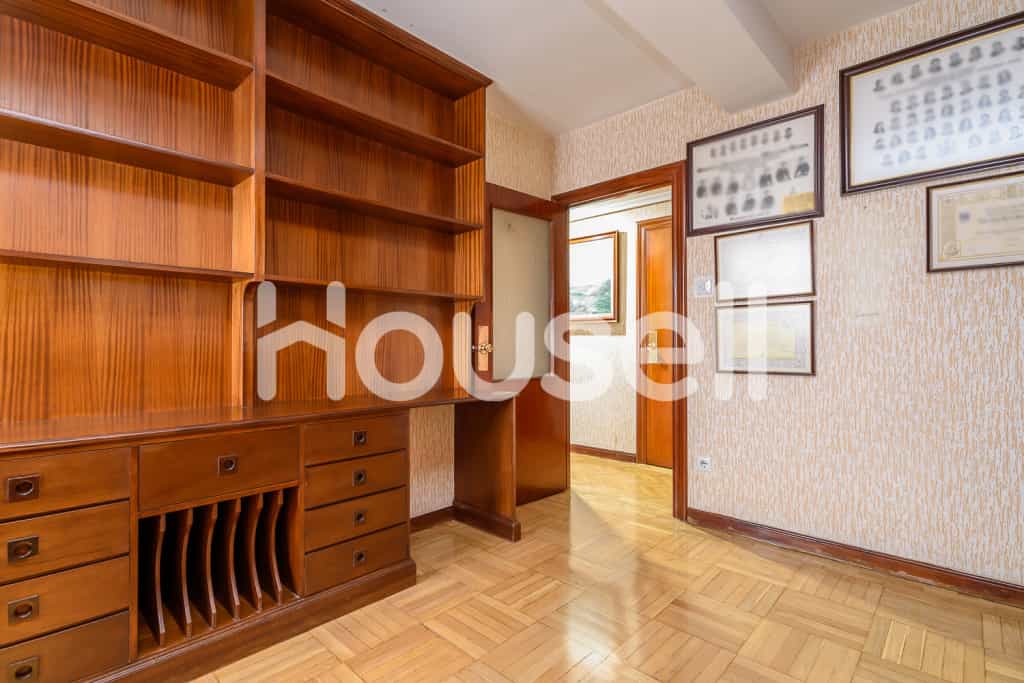 公寓 在 Avilés, Principado de Asturias 11523362