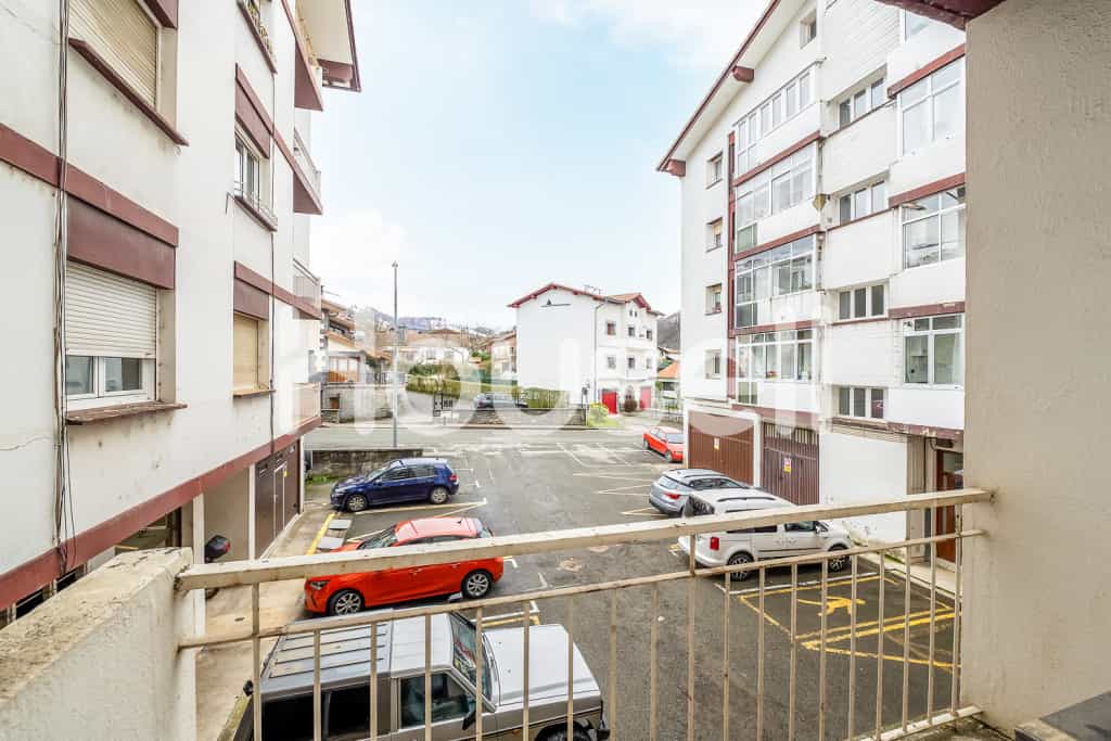Condominium in Leitza, Navarra 11523370