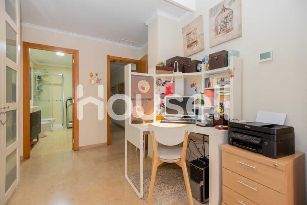 Condominium in Alzira, Comunidad Valenciana 11523406