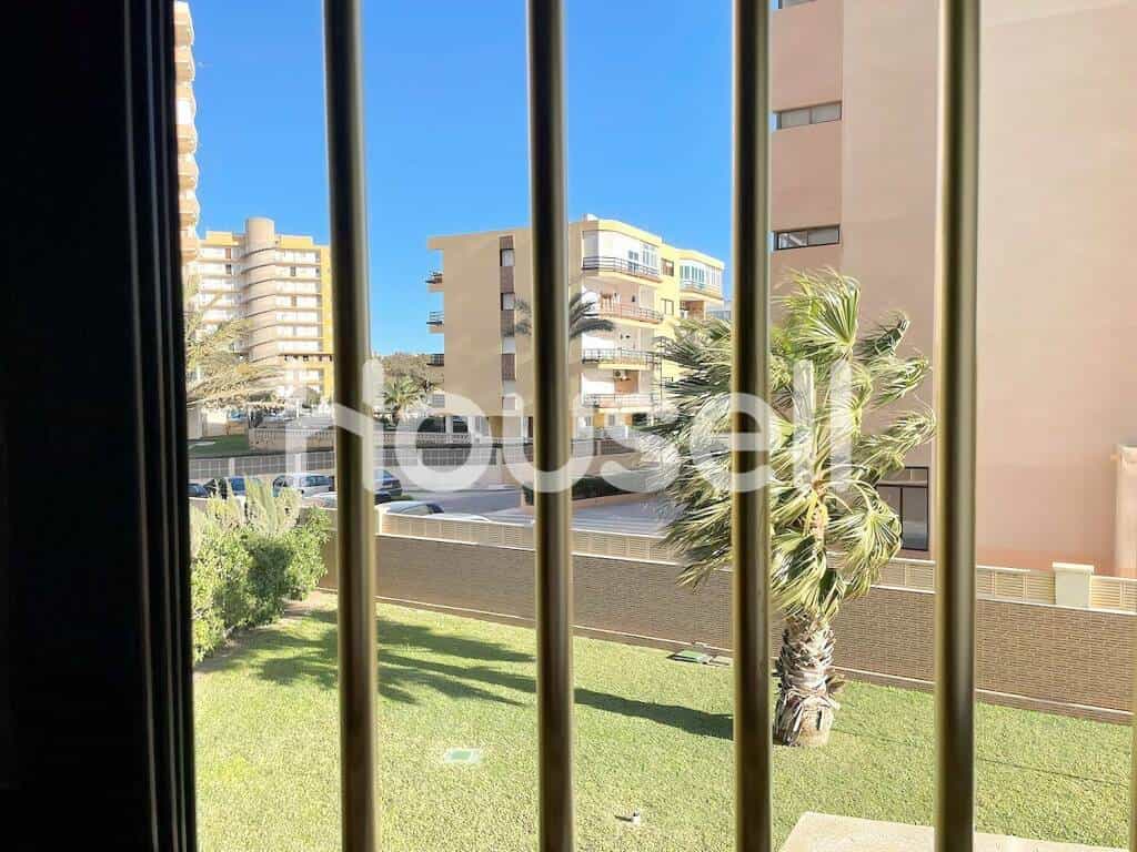 Condominium in Roquetas de Mar, Andalucía 11523435