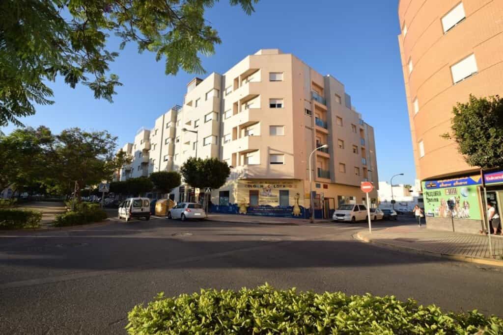 Condominium dans El Ejido, Andalousie 11523440