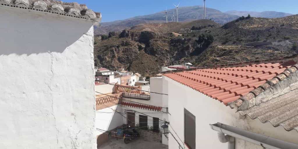 rumah dalam Lanjaron, Andalusia 11523531