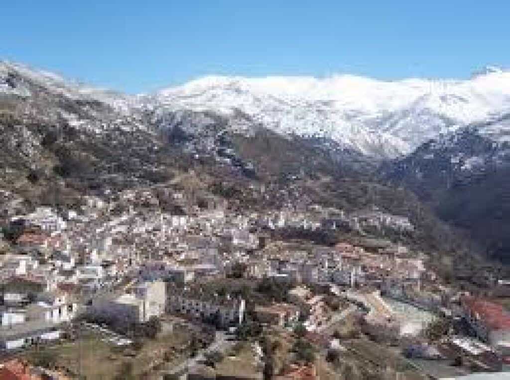 Condominium in Güejar Sierra, Andalucía 11523579