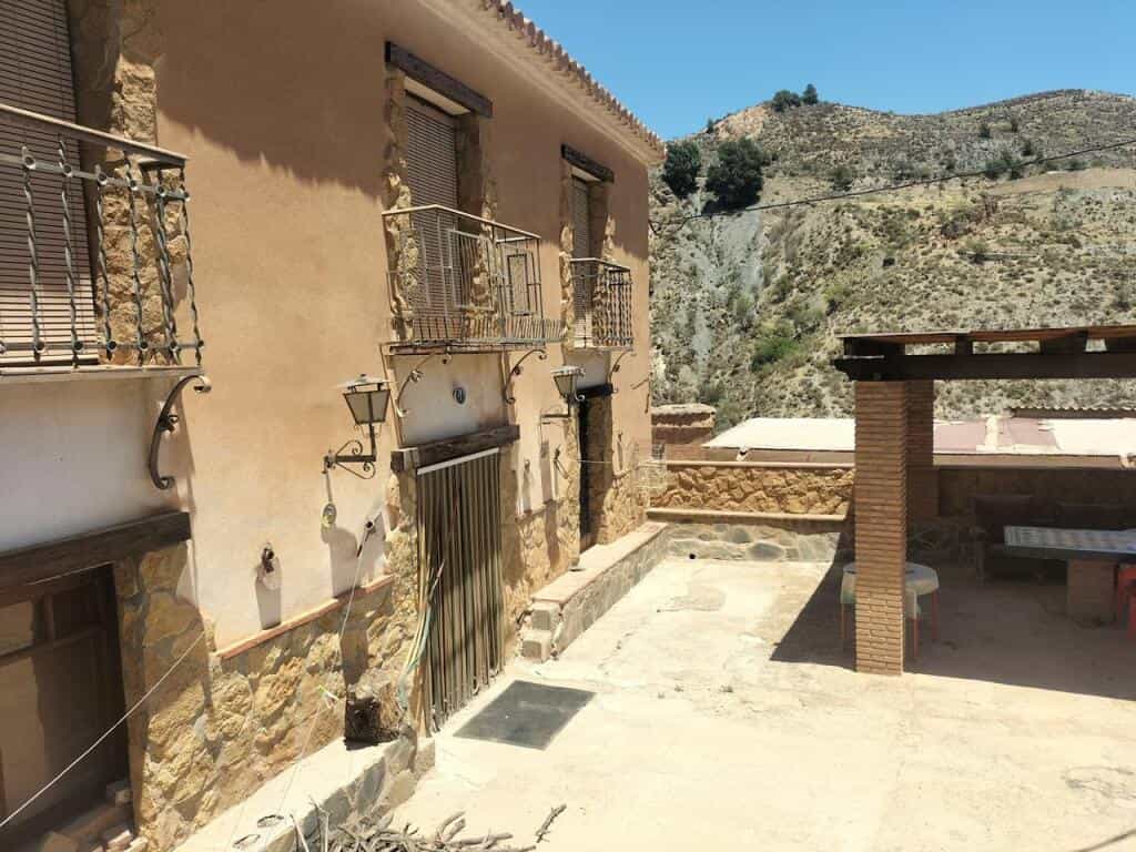 Dom w Lanjaron, Andaluzja 11523585