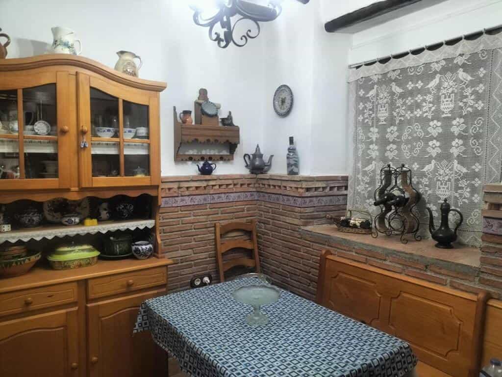 σπίτι σε Pinos del Valle, Andalucía 11523603