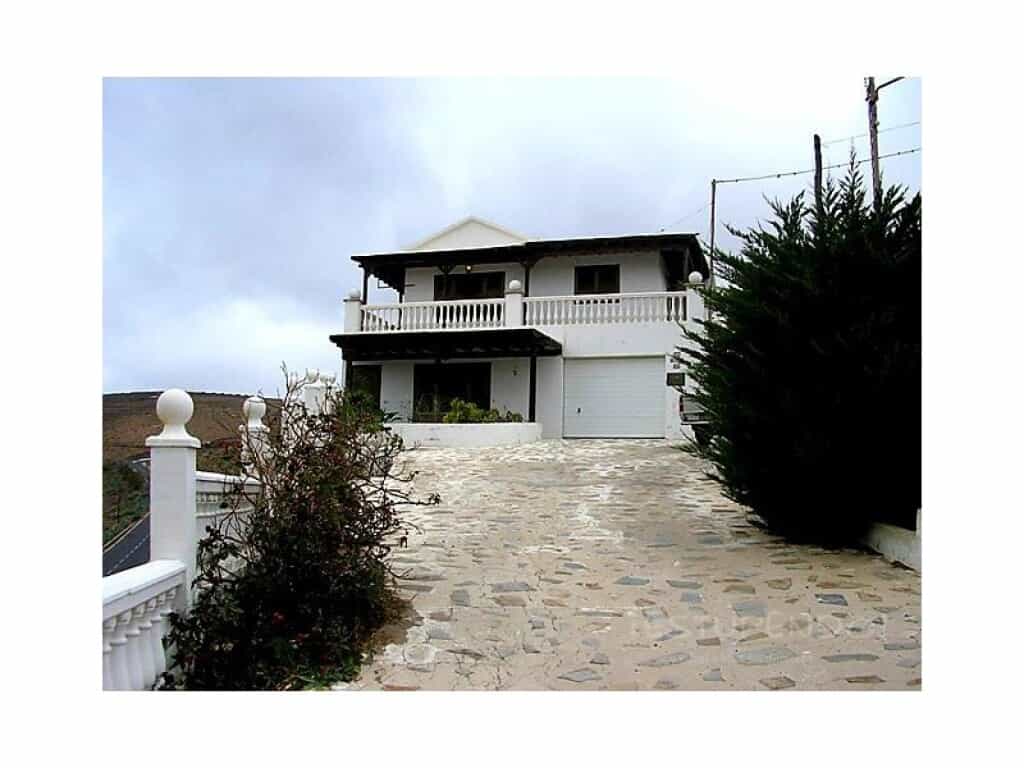 House in Uga, Canary Islands 11523640