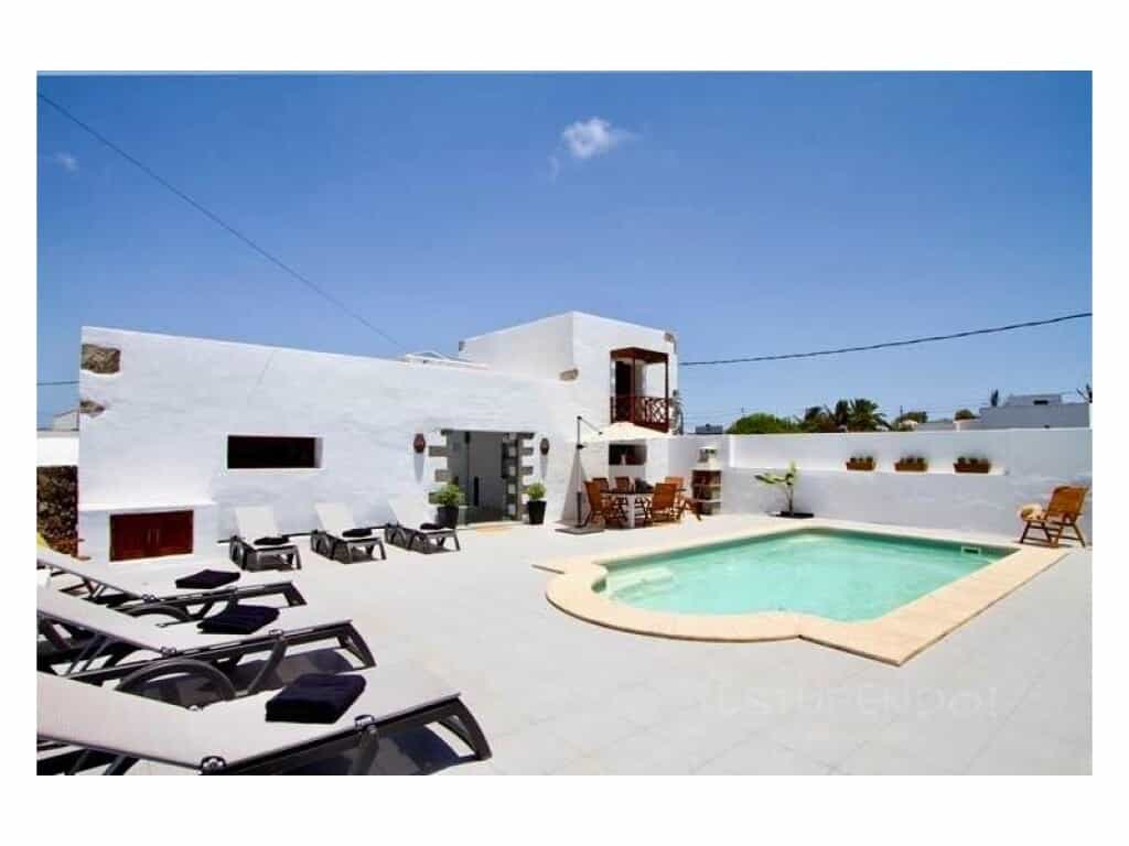 Résidentiel dans Playa Blanca, Canarias 11523663