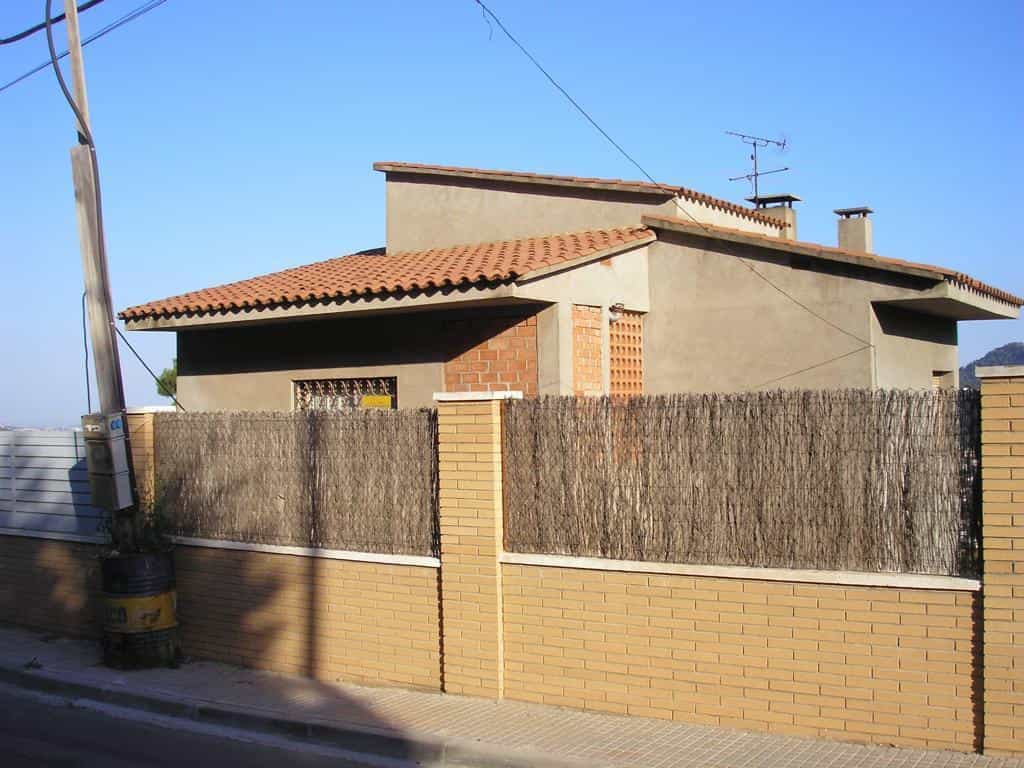 Hus i Vallirana, Catalonia 11523686