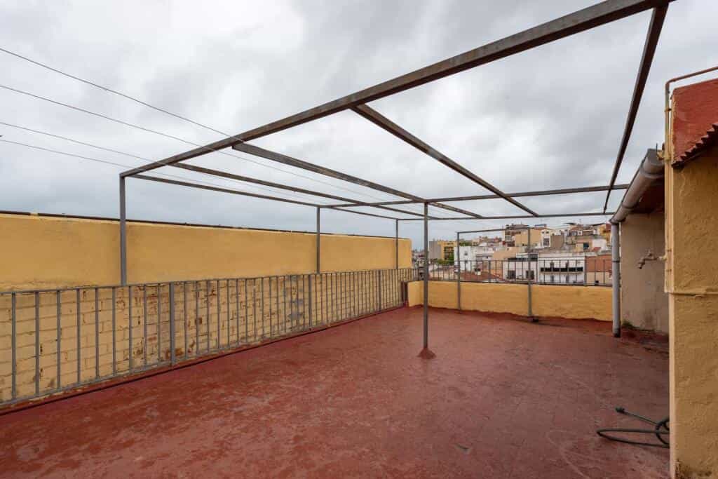 Condominio en Mataró, Catalonia 11523696