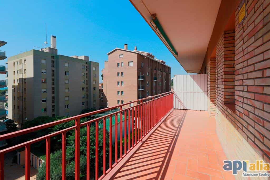 Condominium dans Prime de Mar, Catalogne 11523700