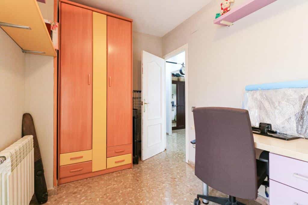 Condominium in Viladecans, Catalonia 11523713
