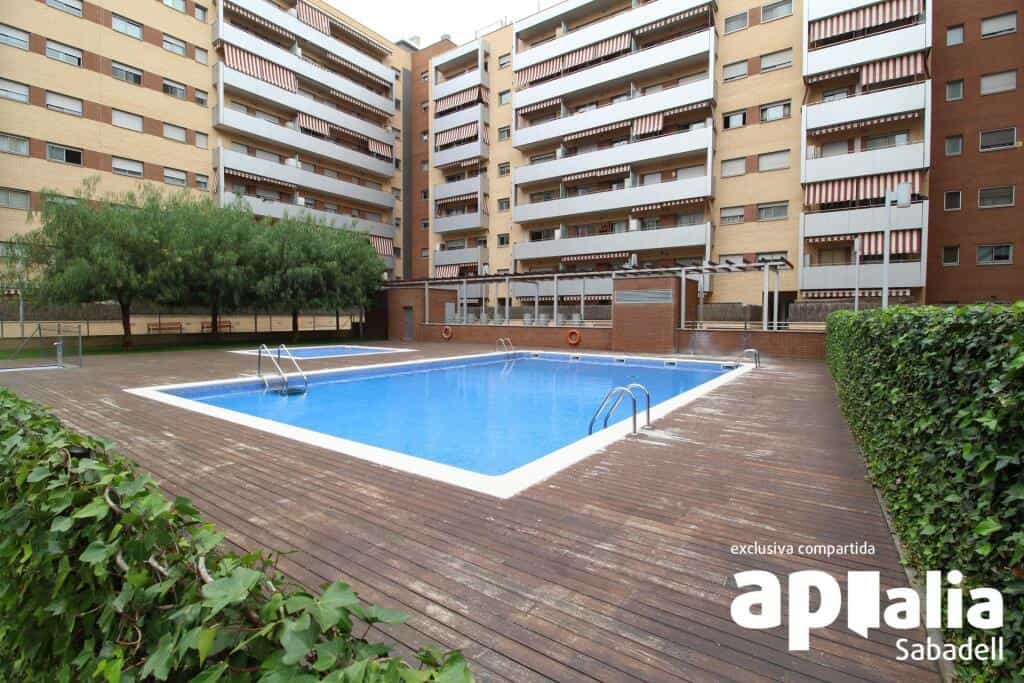Condominium in Barberà del Vallès, Catalunya 11523726