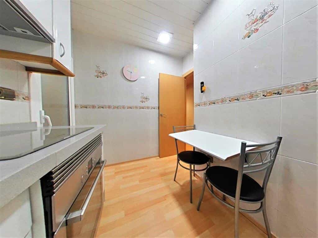 Condominium dans Sant Boi de Llobregat, Catalonia 11523731