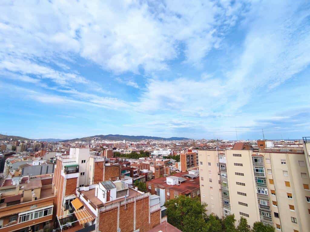 Huis in Barcelona, Catalonia 11523736
