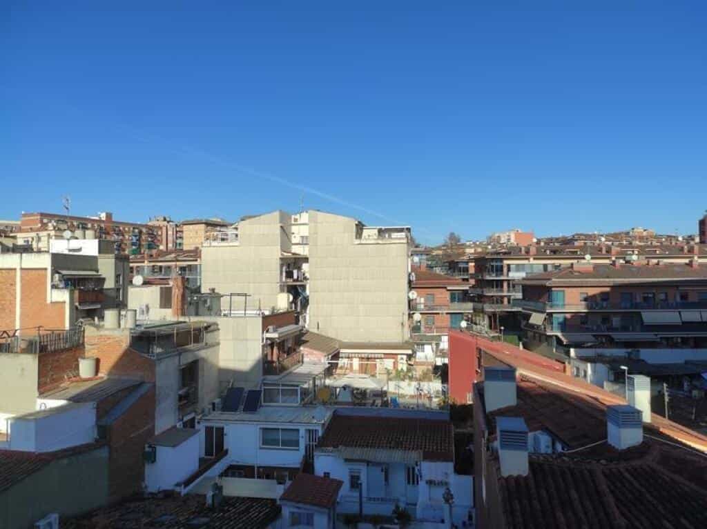 Condominium in Rubi, Catalonia 11523807