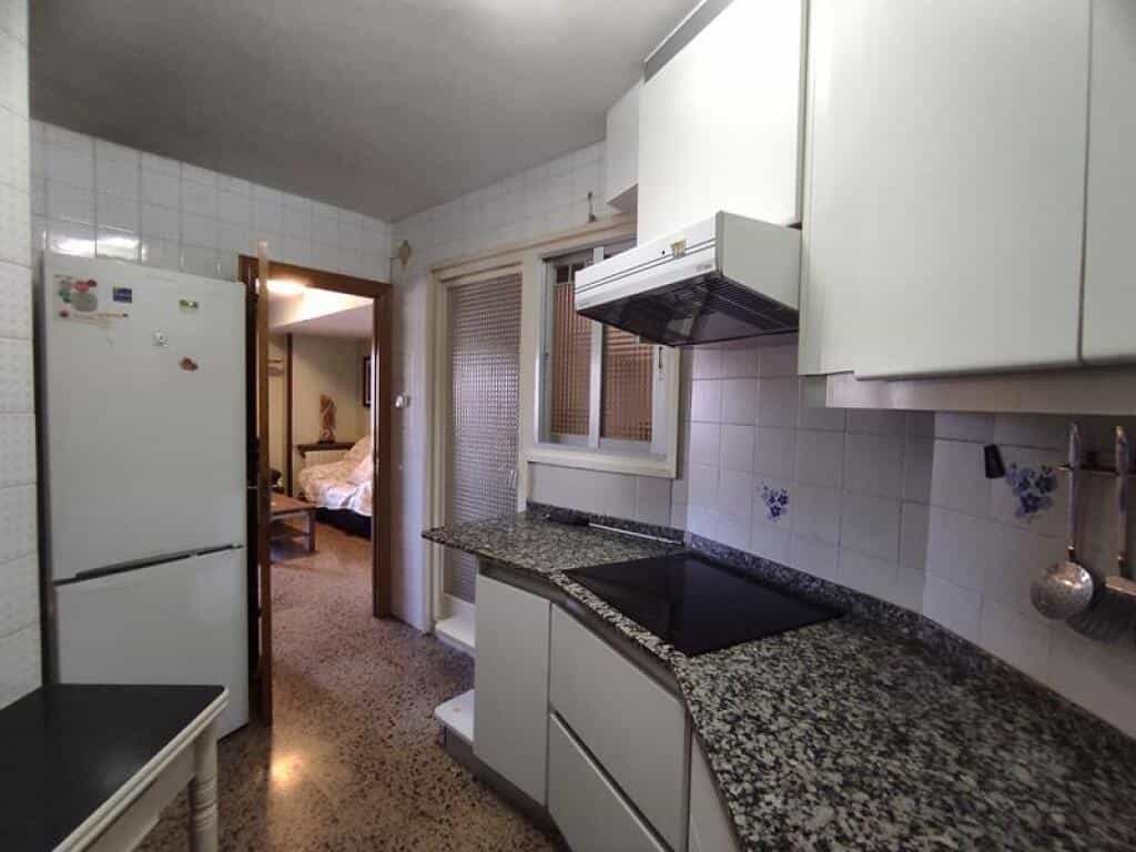 Condominium in Rubi, Catalonia 11523807