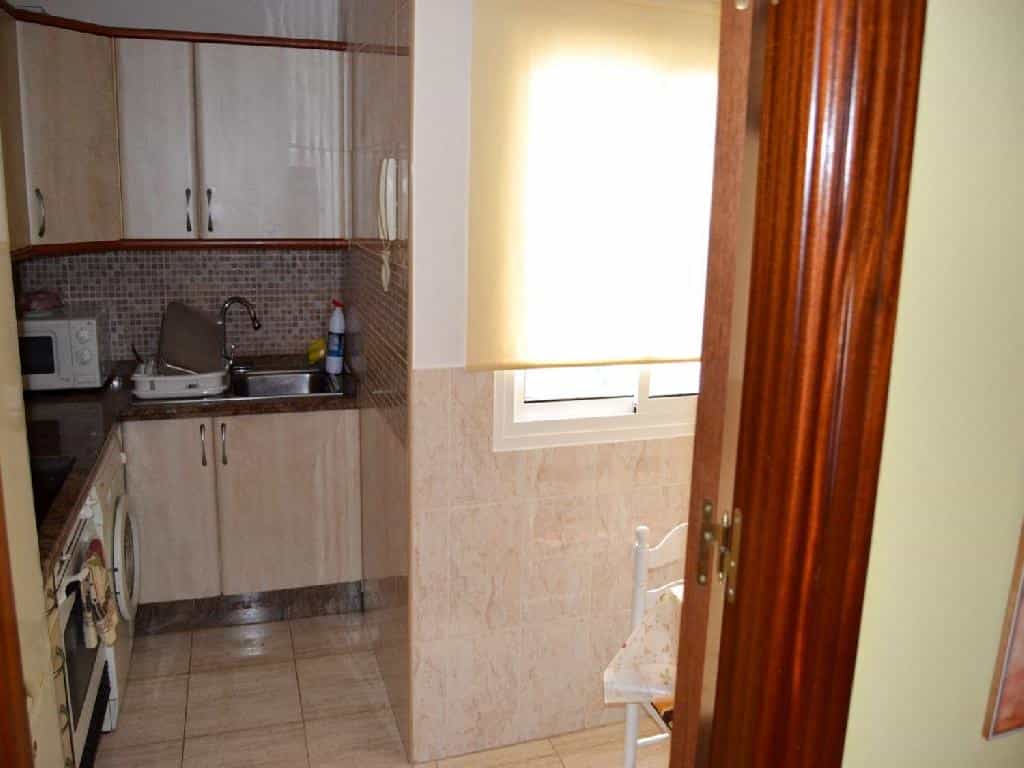 Condominium in Gran Tarajal, Canarias 11523835