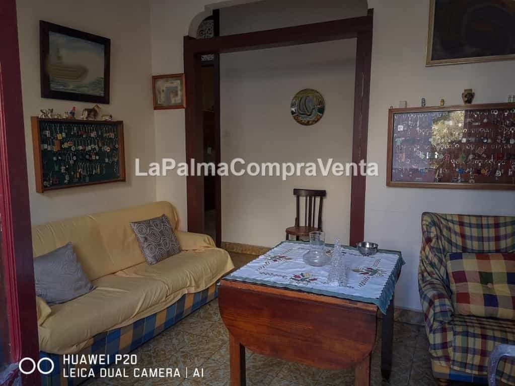 Condominium in Santa Cruz de la Palma, Canarias 11523857