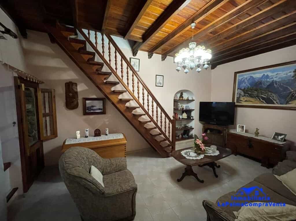 жилой дом в Лас-Ньевес, Канарские острова 11523904