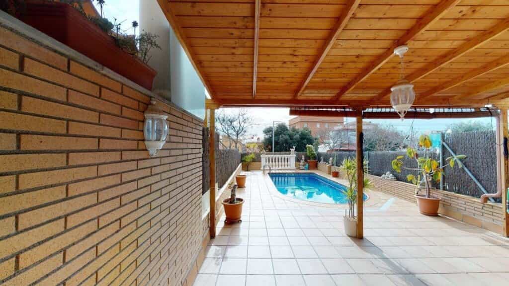 House in Castelldefels, Catalonia 11523932