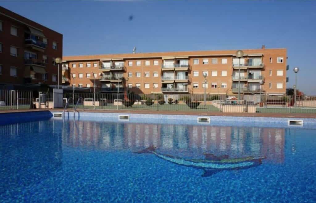 Condominium in Castelldefels, Catalonia 11523940