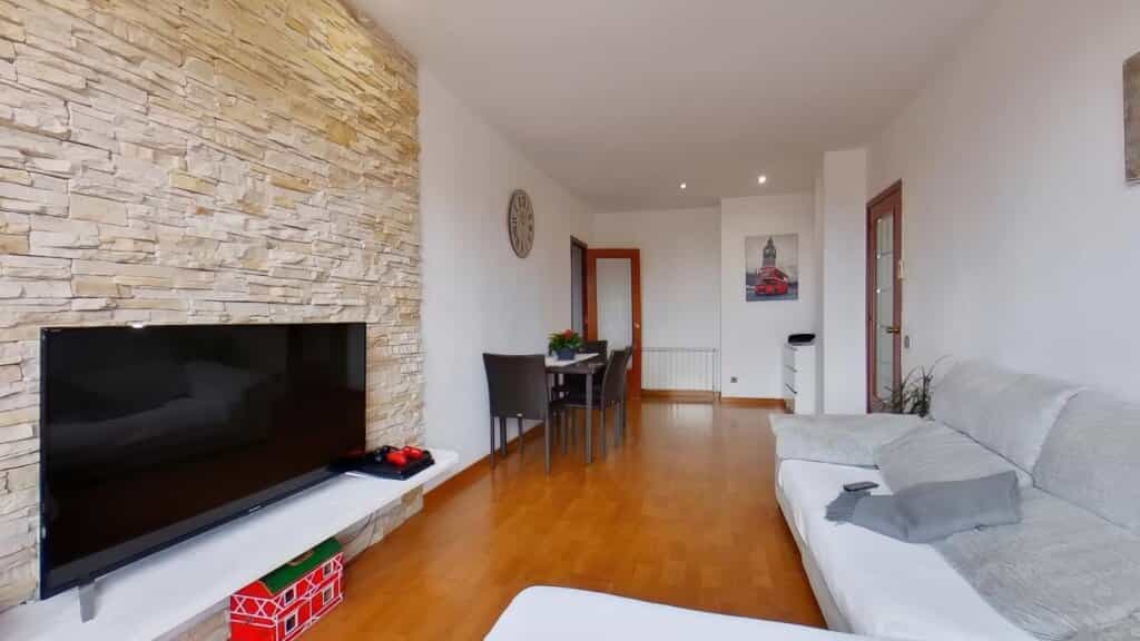 Condominium in Gava, Catalonië 11523941