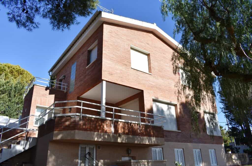 σπίτι σε Urbanizacion Feliu, Καταλονία 11523954