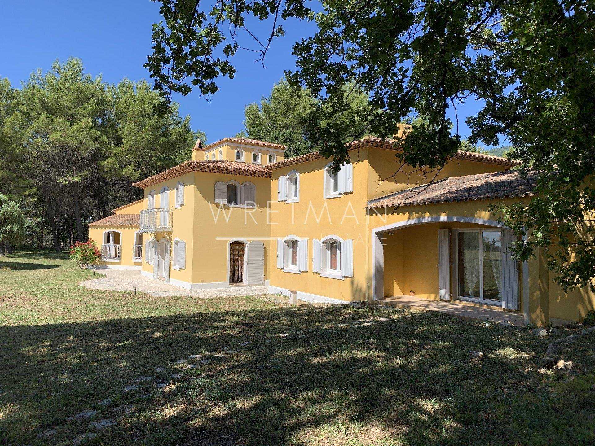 Hus i Seillans, Provence-Alpes-Cote d'Azur 11523959