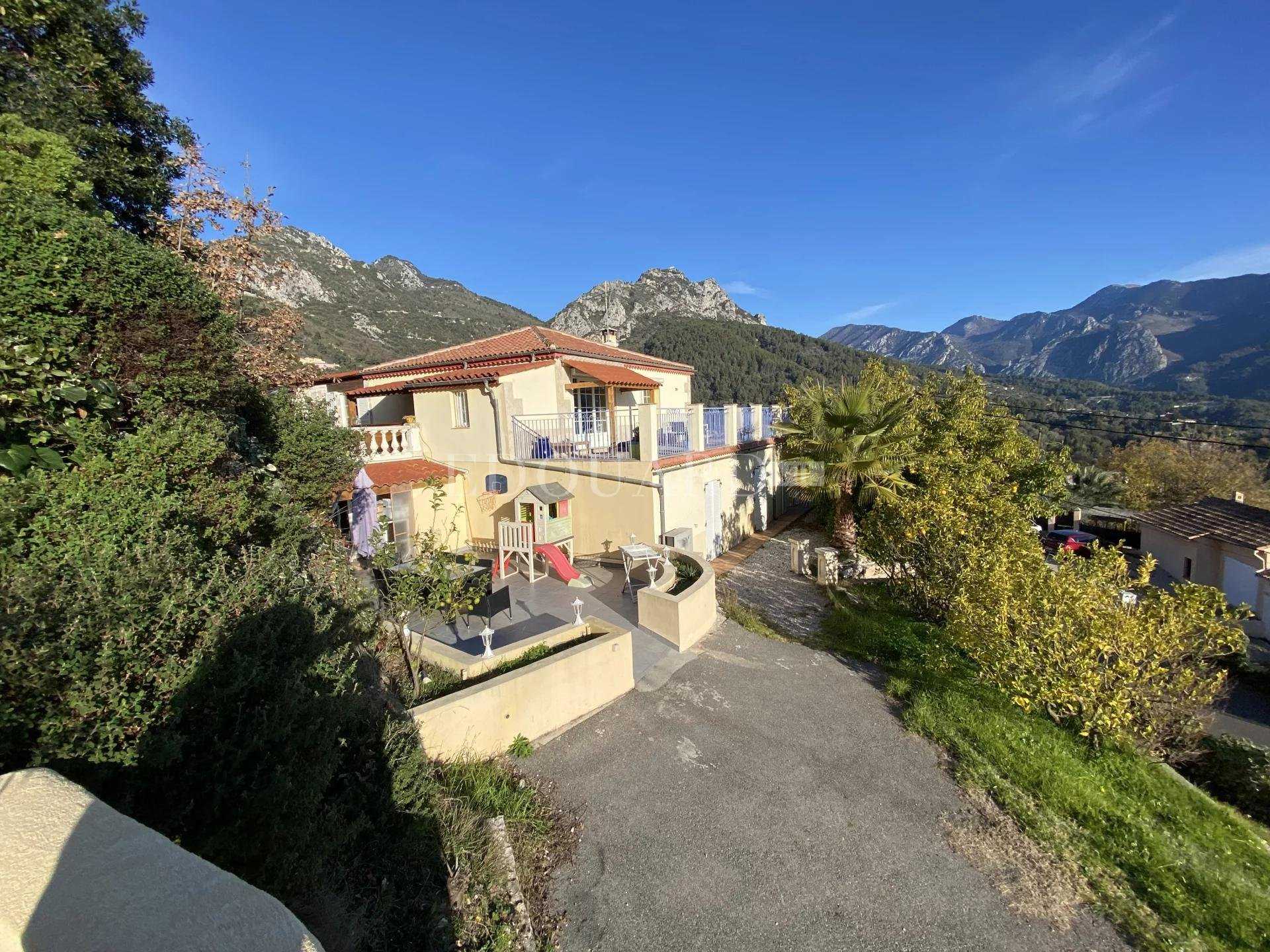 House in Menton, Provence-Alpes-Cote d'Azur 11524015