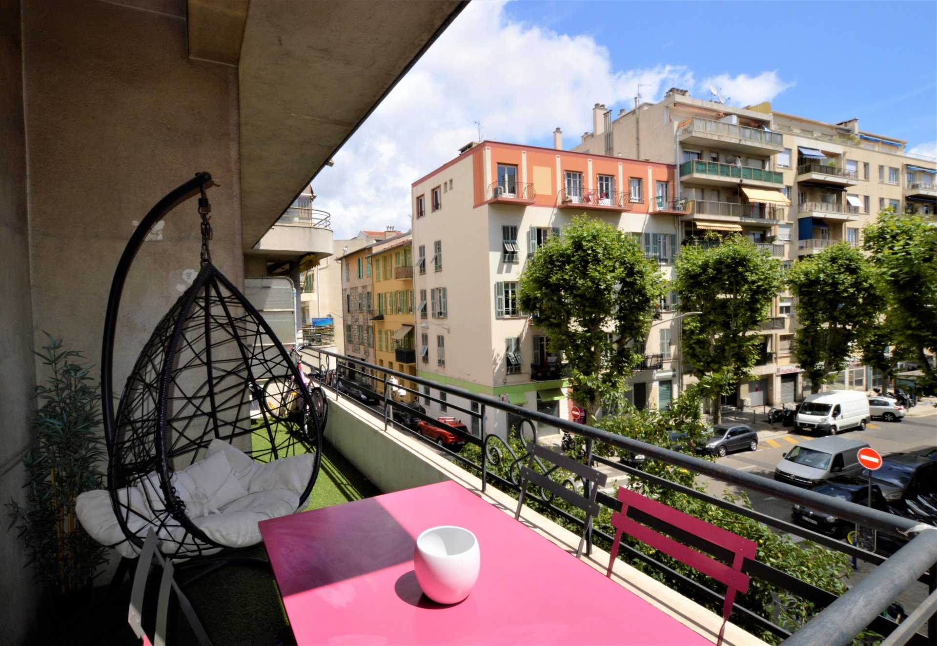 Condominium in Leuk, Provence-Alpes-Côte d'Azur 11524026