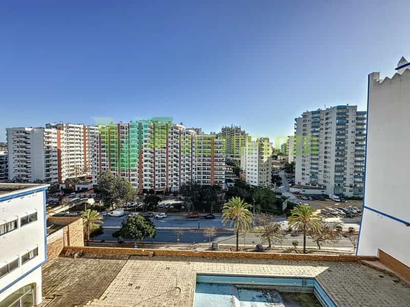 Condominium in Rocha, Faro 11524111