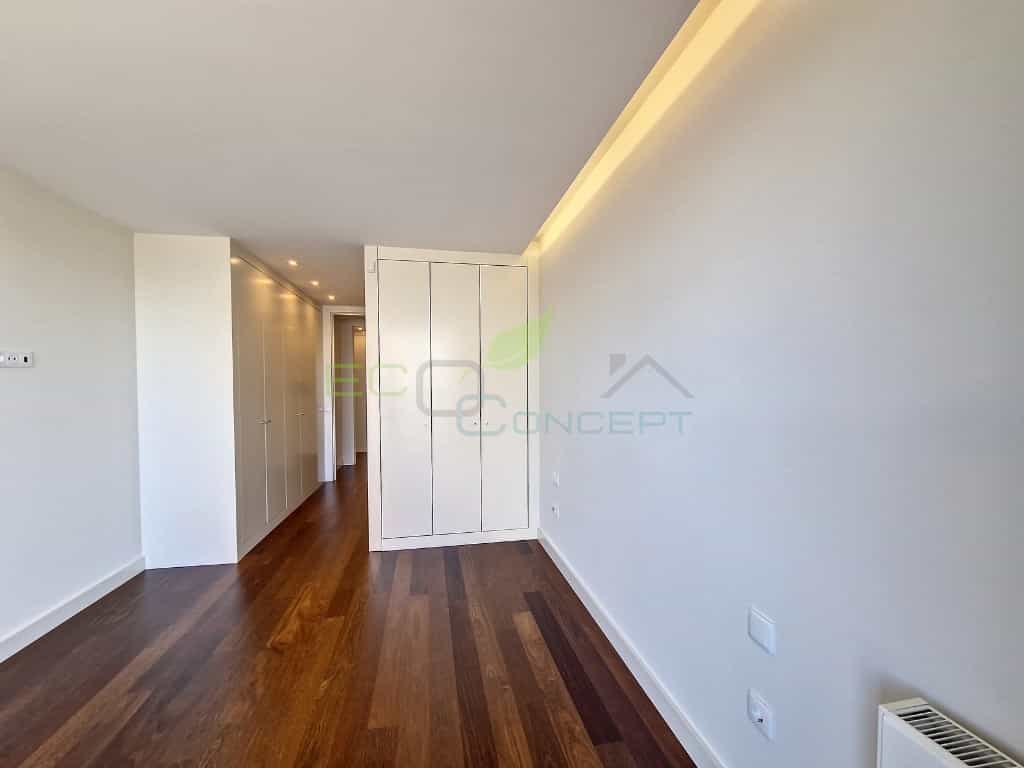Квартира в Espinho, Aveiro District 11524738