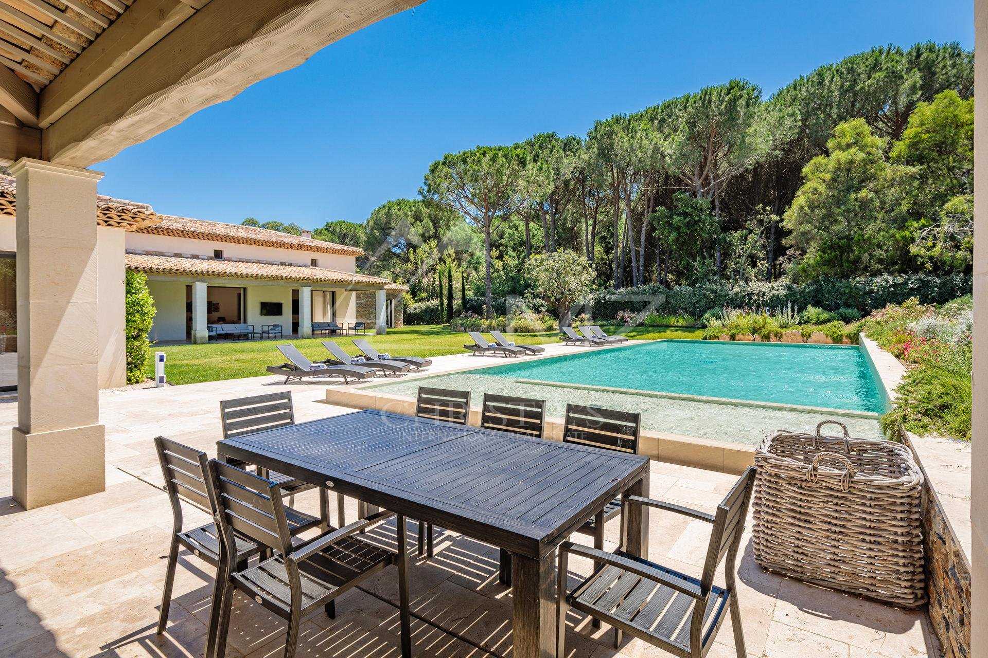 Hus i Saint-Tropez, Provence-Alpes-Cote d'Azur 11524775