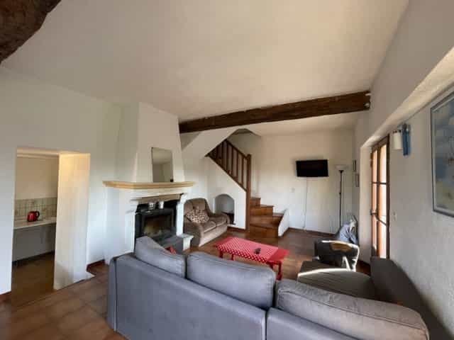 Dom w Crillon-le-Brave, Vaucluse 11524955