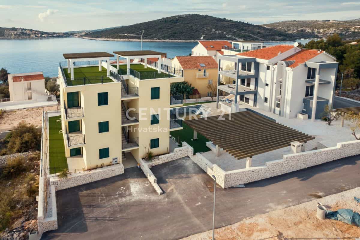 Condominium in Marina, Splitsko-dalmatinska županija 11525085