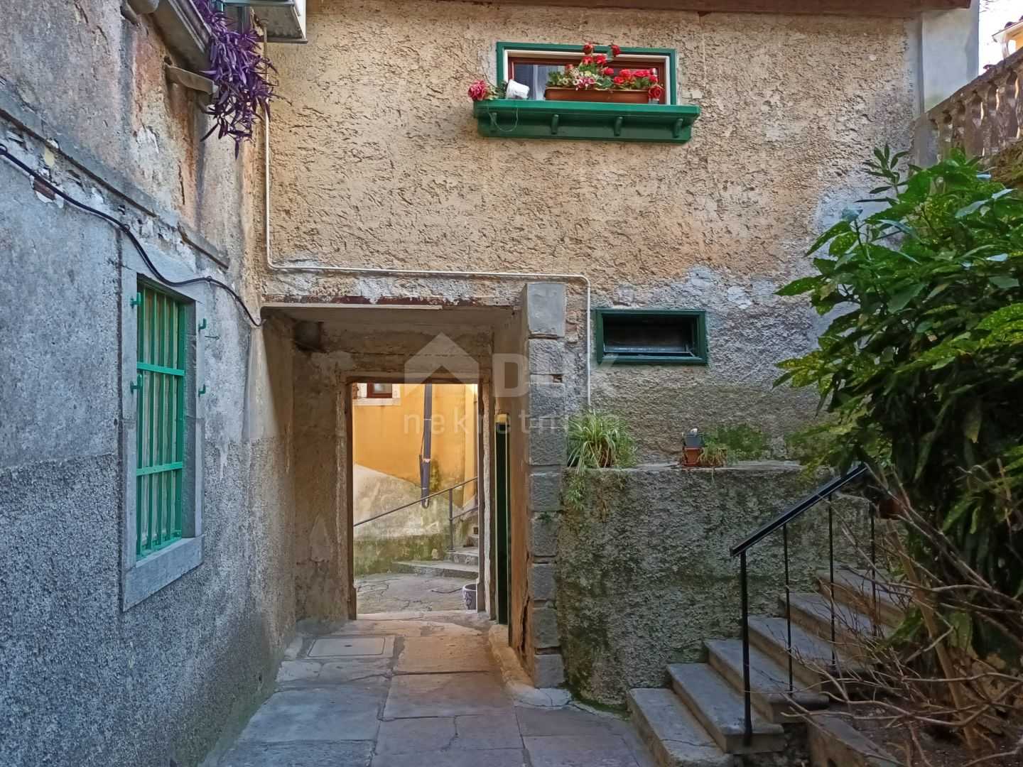 Condominio nel Albona, Istarska Zupanija 11525162